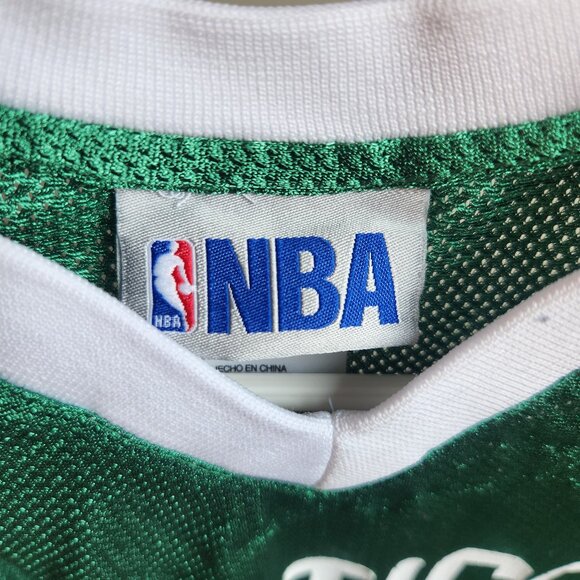 NBA Celtics Rajon Rondo Children's Jersey M 8/10 - Picture 4 of 9